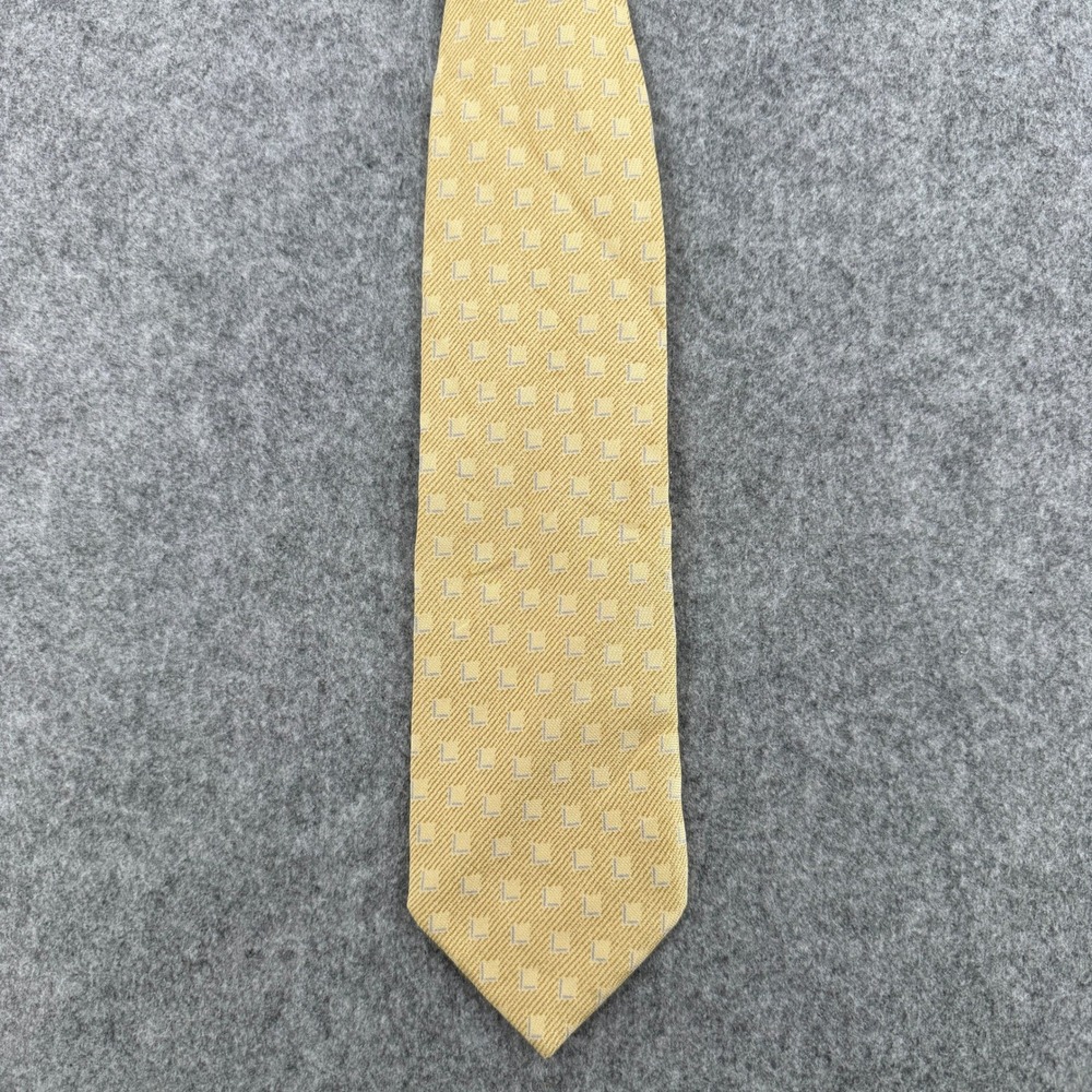 Giorgio Armani Cravatte Mens Silk Necktie Gold Geometric Pattern Made in Italy